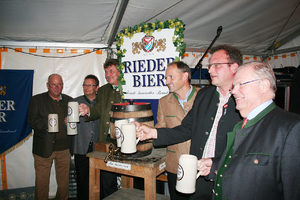 Bockbieranstich in der Brauerei Ried